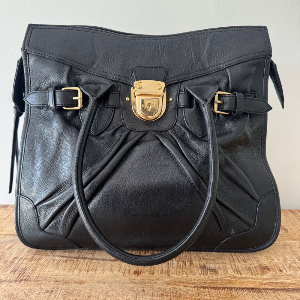 BCBG Max Azria Genuine Leather Purse/Satchel Black Pleated